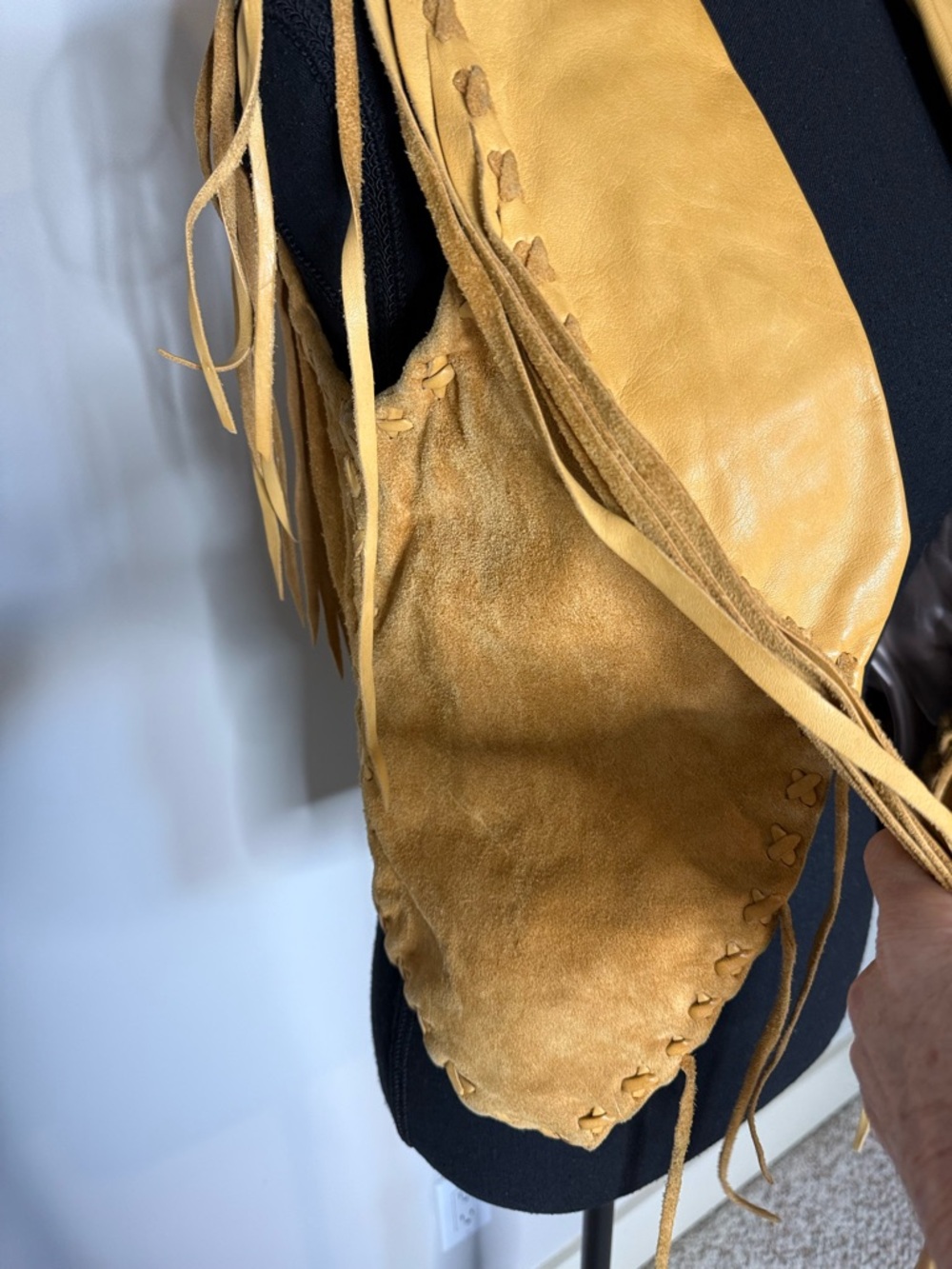 Vintage Yellow Tan Leather Suede Crop Vest Fringe Braided Seams Boho Lined Small - Picture 5 of 16